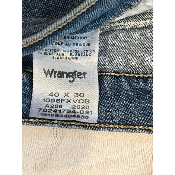 Wrangler Classic Straight Blue Jeans Mens 40x30 - Picture 3 of 4